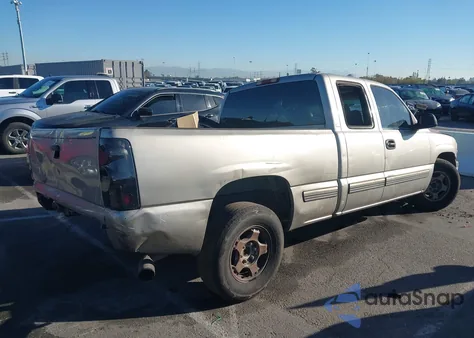 2001 Chevrolet Silverado 1500 from USA, damaged, VIN 1GCEC19W61Z153179